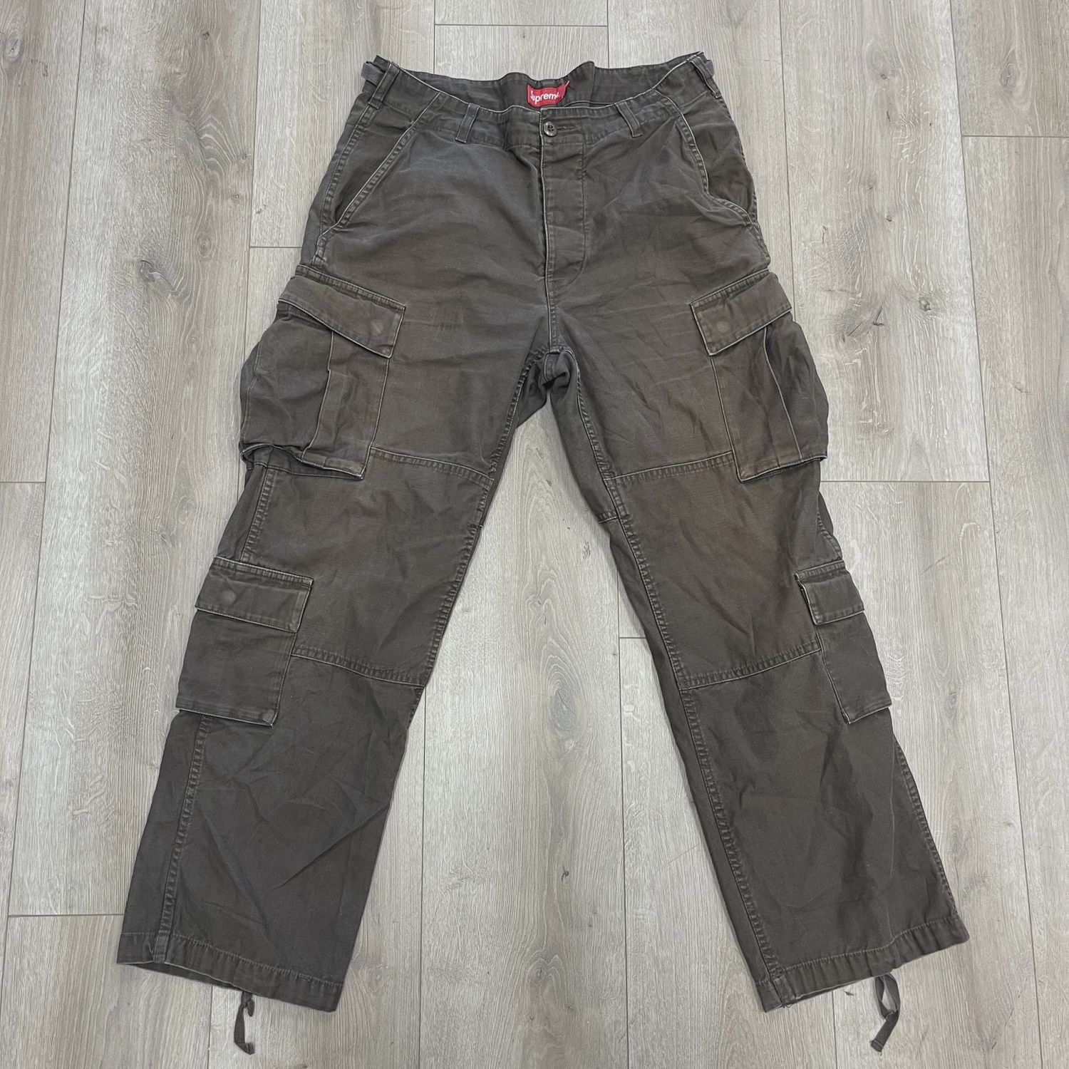 Supreme Cargo Pants • Pre-Owned [2905]