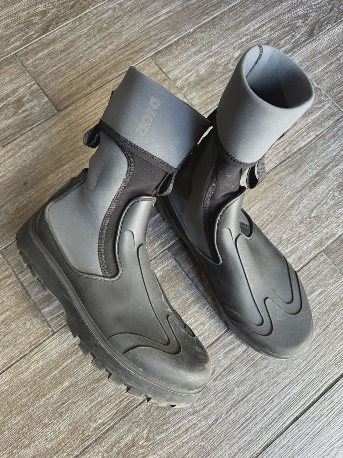 Dior Garden Boot Neonprene NO BOX • Pre-Owned [1242]