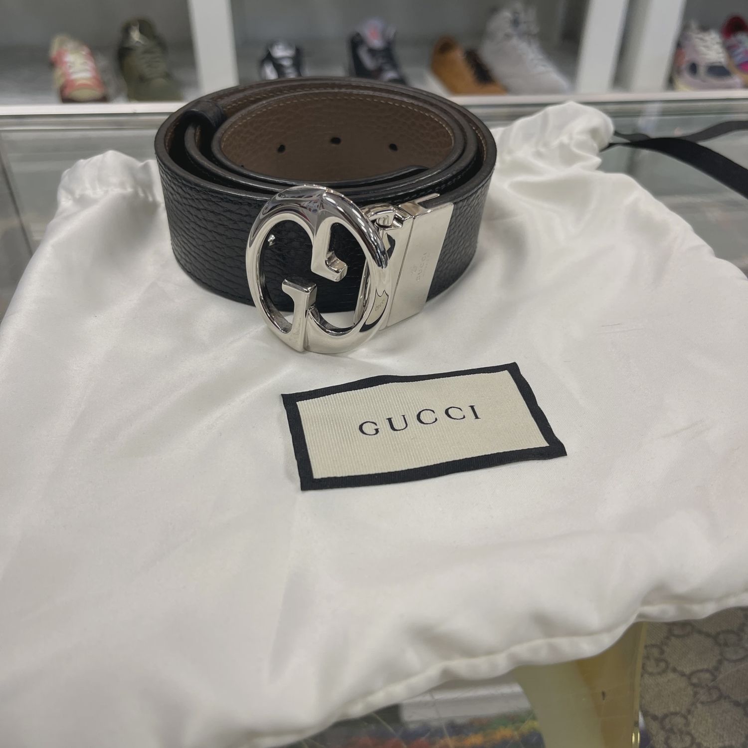Gucci Reversible Leather Belt size 28/30 • Pre-Owned [7390]