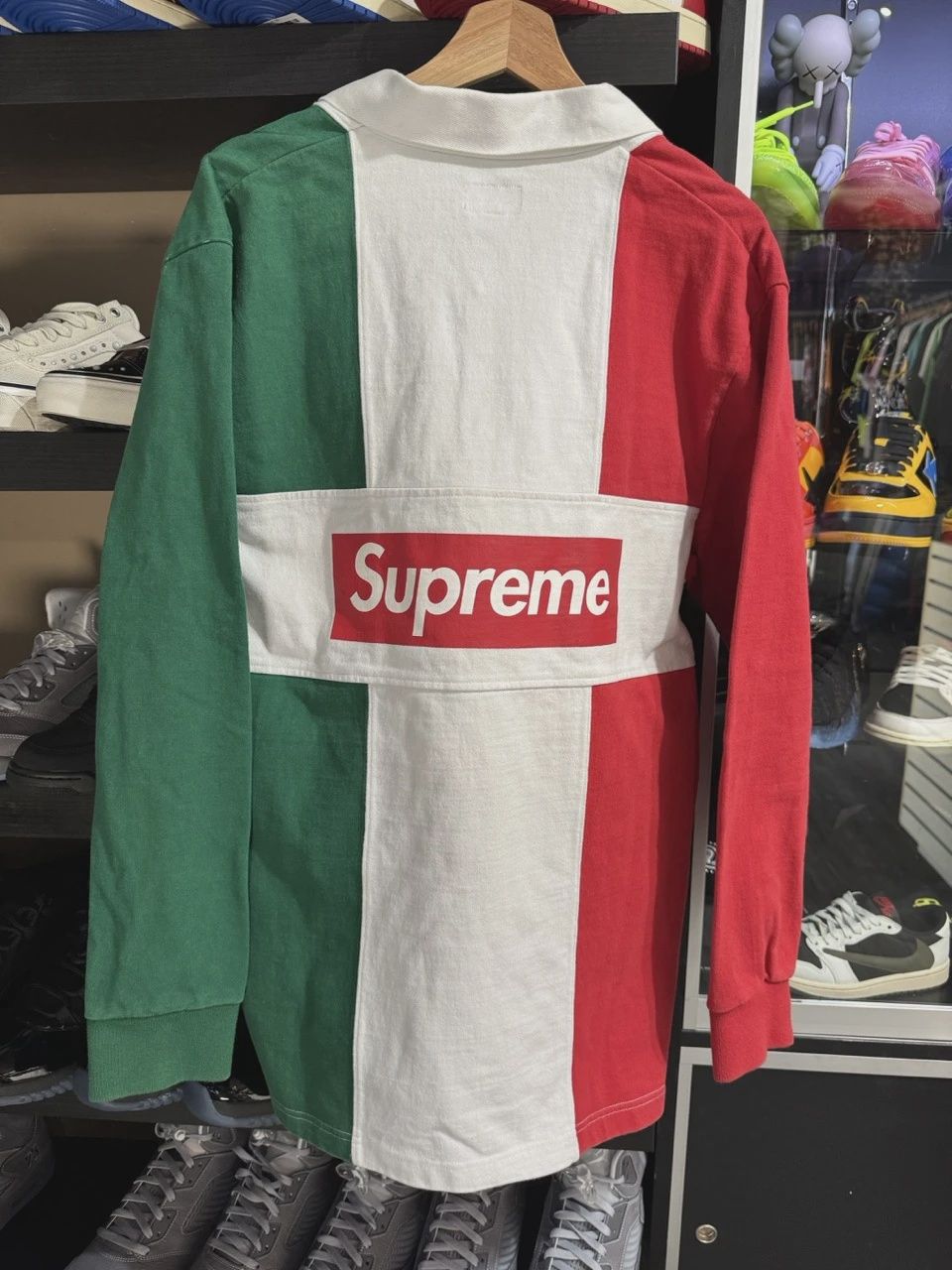 Supreme Spilt Rugby Red size XL • Pre-Owned [6612]