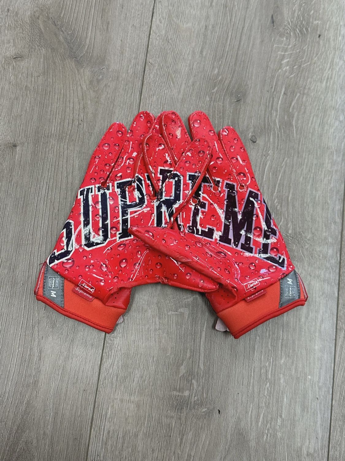 Supreme Nike Vapor Jet 4.0 Football Gloves Red • Pre-Owned [3403]