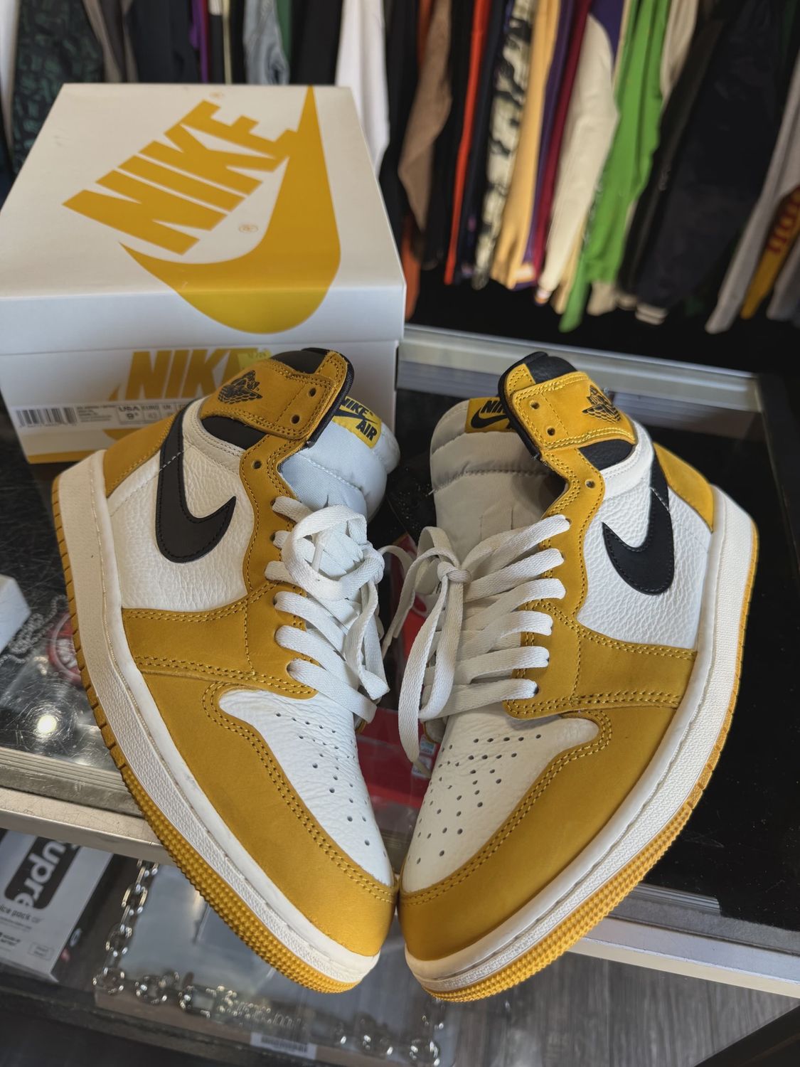 Air Jordan 1 Retro High Original Yellow Ochre • Pre-Owned [0893]