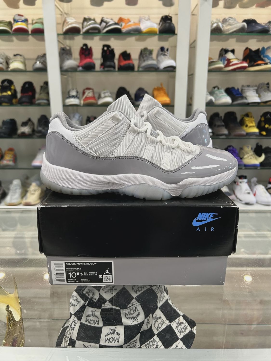 Air Jordan 11 Retro Low Cement Grey • Pre-Owned [3609]