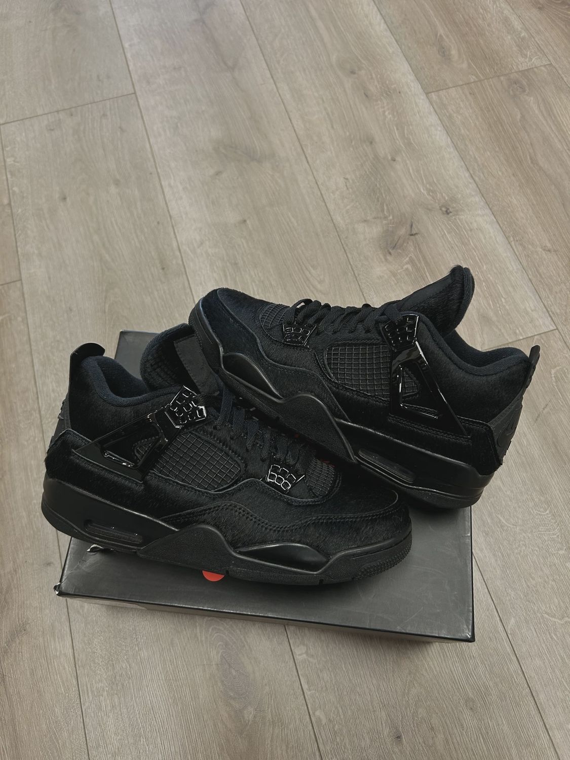 Air Jordan 4 Retro Olivia Kim No Cover (Women's) • Pre-Owned [1308]