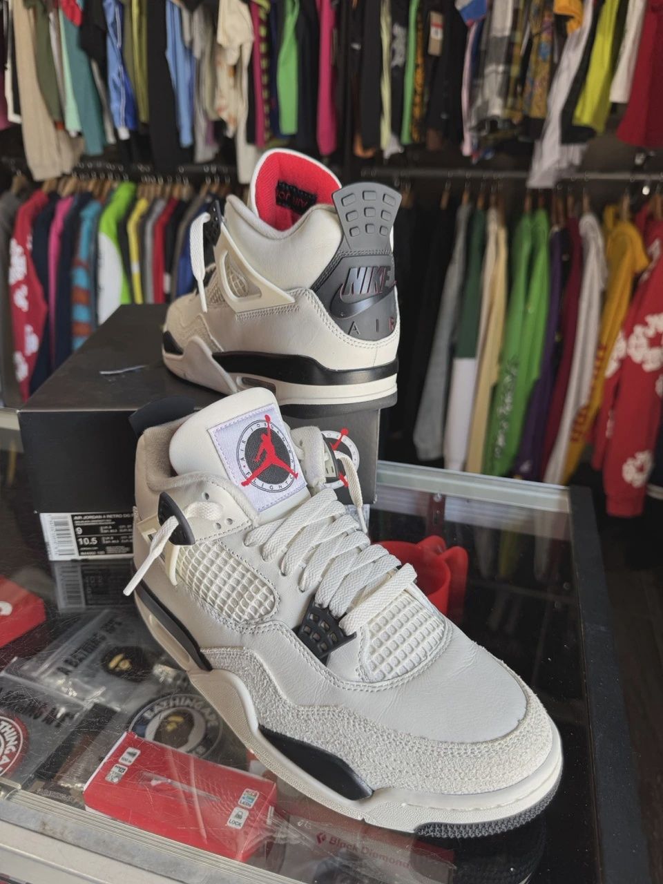 Air Jordan 4 Retro Original Flight Club • Pre-Owned [9745]