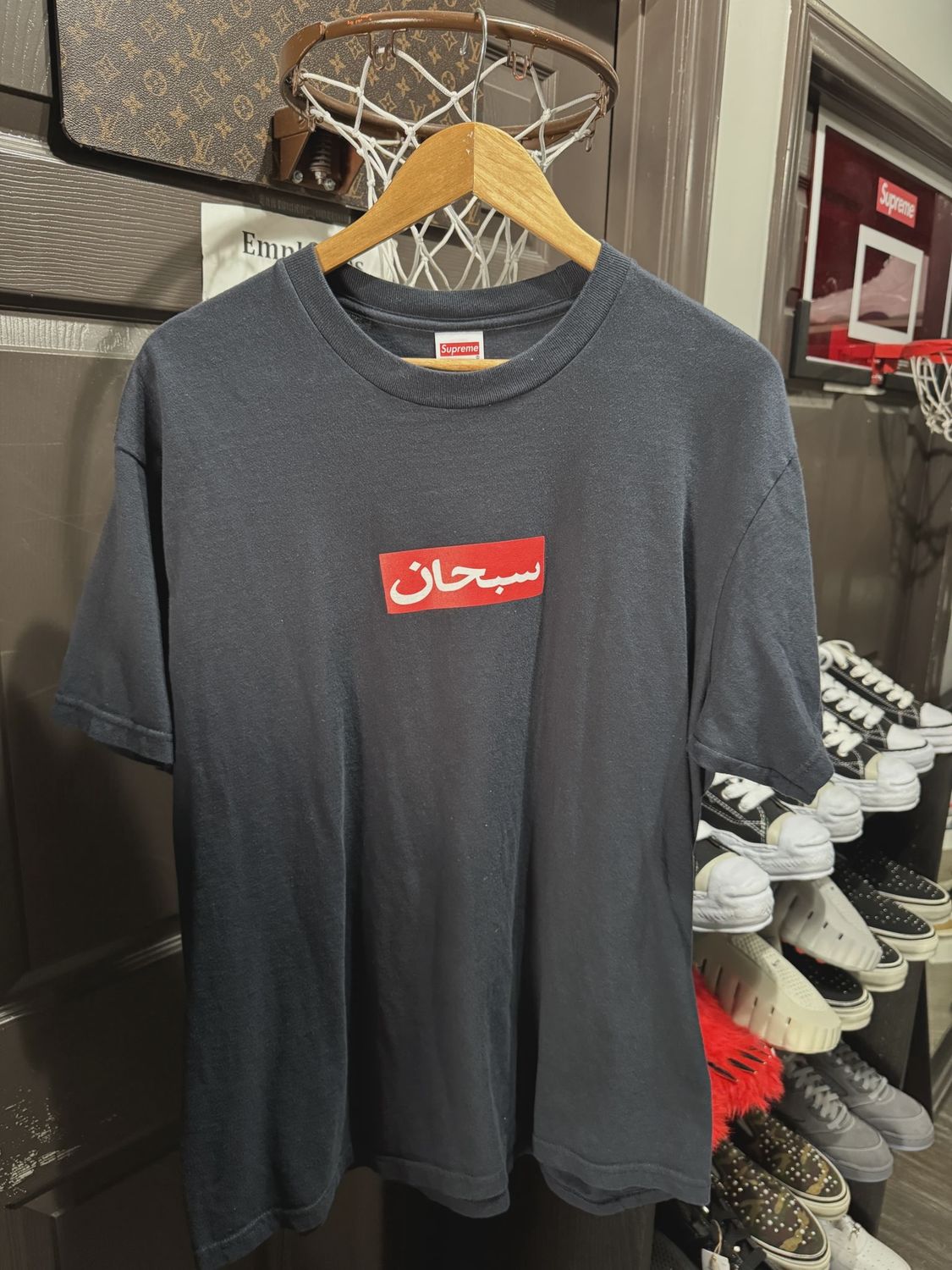 Supreme Arabic Bogo • Pre-Owned [3491], Clothing Size: L, Product Condition: Pre-Owned