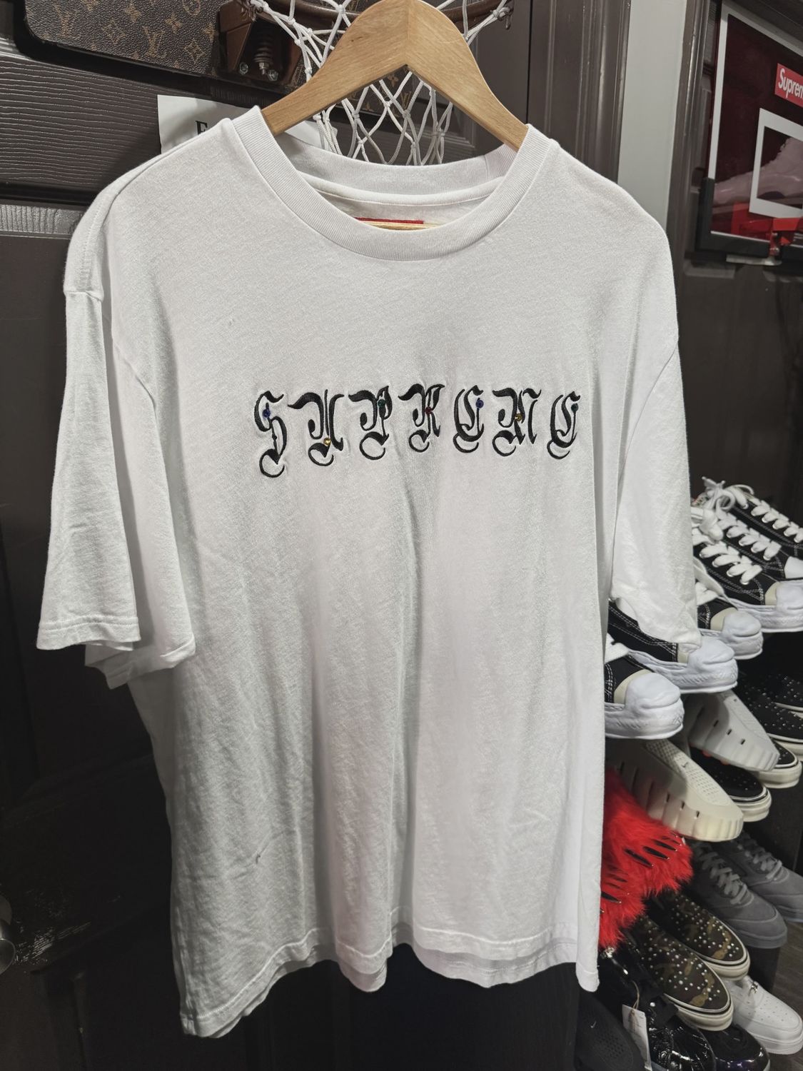 Supreme AOI Gems • Pre-Owned [4450], Clothing Size: XL, Product Condition: Pre-Owned