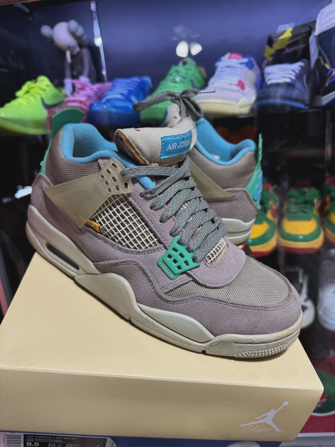 Air Jordan 4 Retro SP 30th Anniversary Union Taupe Haze • Pre-Owned [3076]