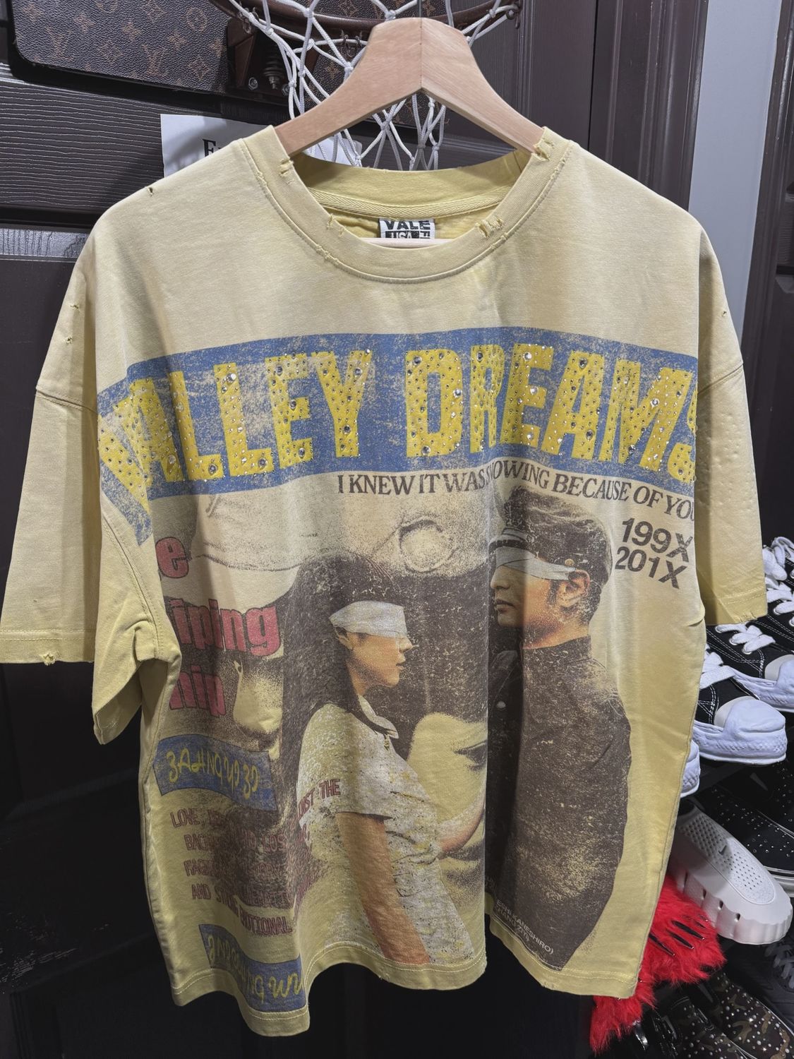 Vale Forever Yellow Tee L • Brand New [7263]