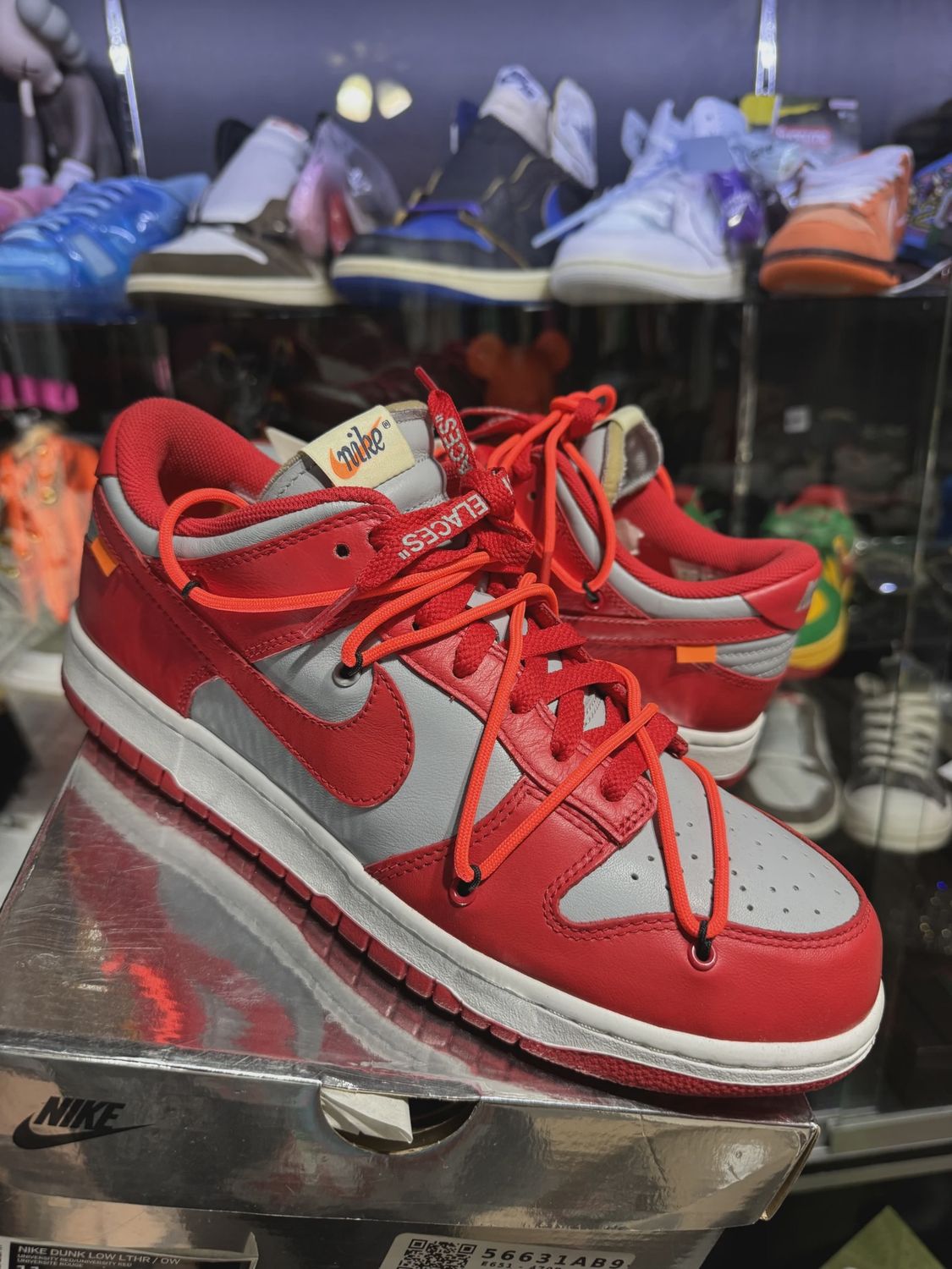 Nike Dunk Low Off-White University Red • Pre-Owned [3044], Product Condition: Pre-Owned, Shoe Size: US M 11