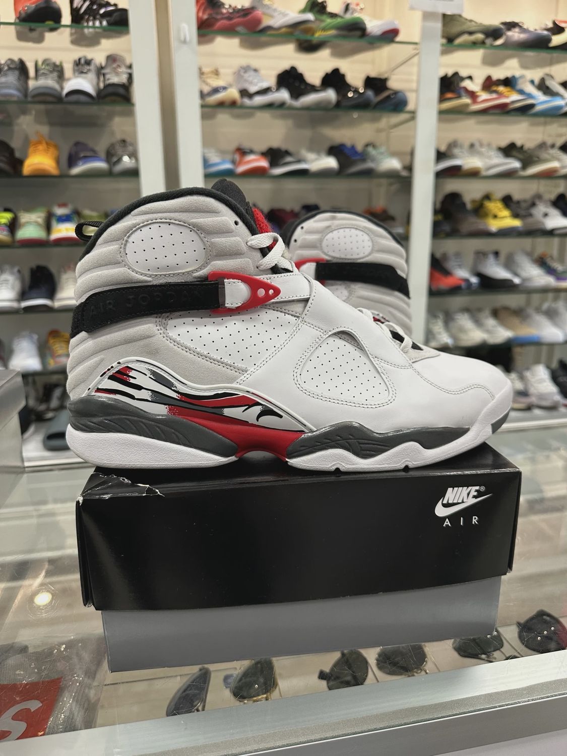 Air Jordan 8 Retro White True Red (2025) • Pre-Owned [5541]