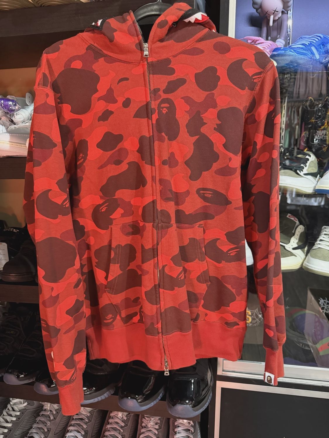 Bape zip up Red Shark • Pre-Owned [6301]