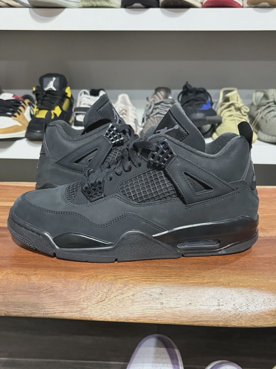 Air Jordan 4 Retro Black Cat (2025) No Box • Pre-Owned [4458]