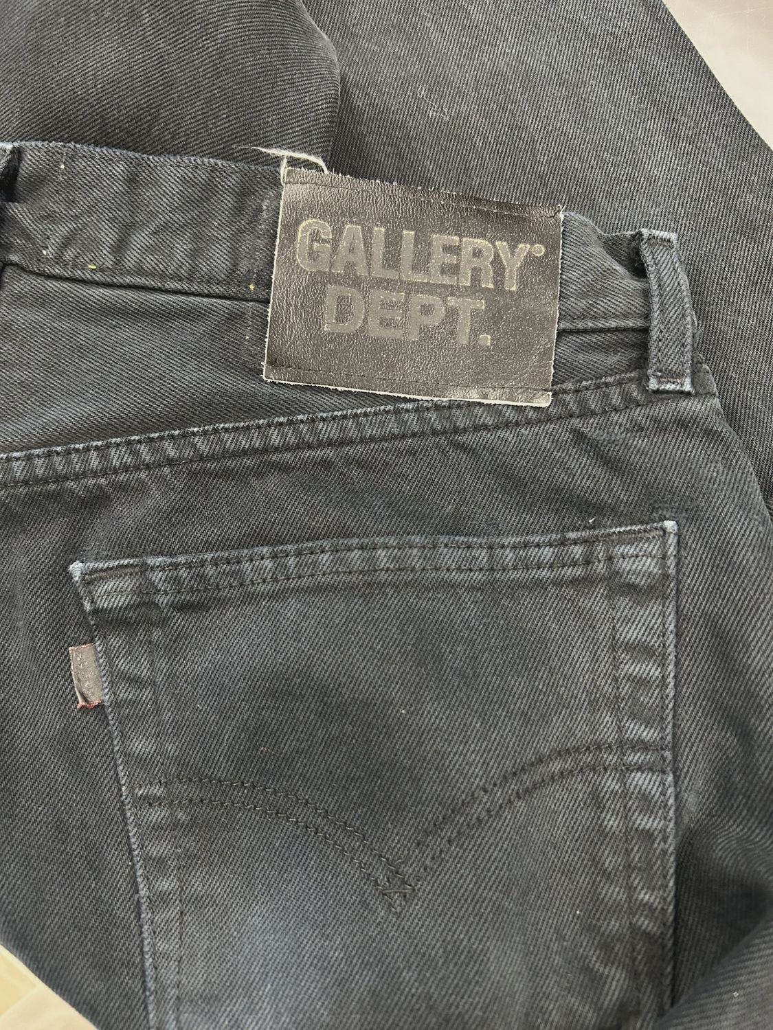 Gallery dept jeans black • Pre-Owned [1040]