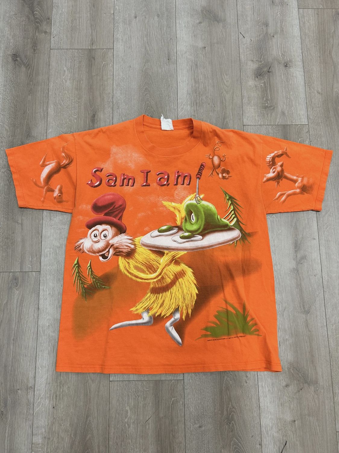 vintage graphic Dr. Seuss's "Green Eggs and Ham"  • Pre-Owned [9253]