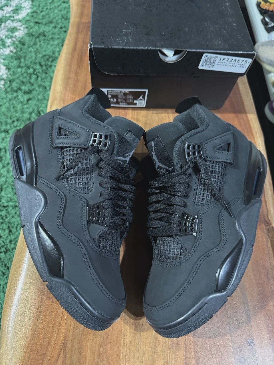 Air Jordan 4 Retro Black Cat (2025) • Pre-Owned [8062], Product Condition: Pre-Owned, Shoe Size: US M 9