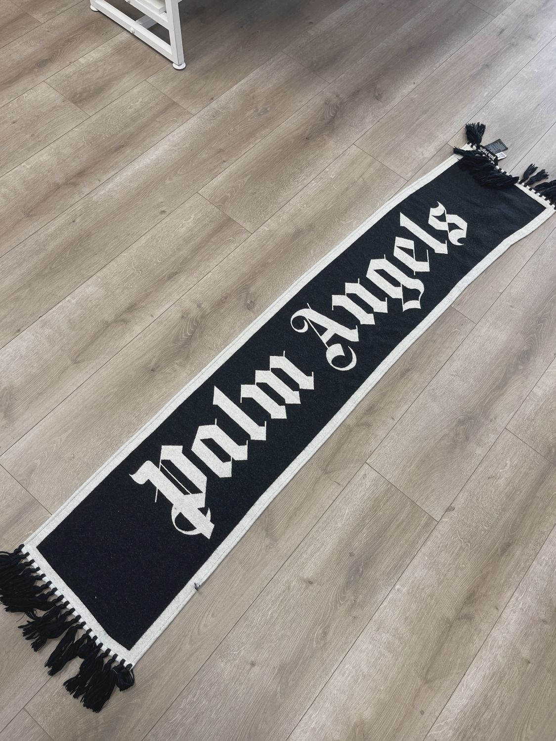 Palm Angels Logo Scarf • Pre-Owned [9198]