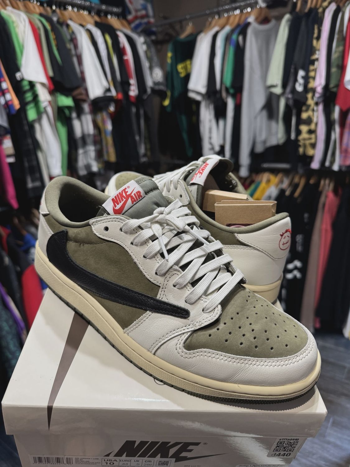 Jordan 1 Retro Low OG SP Travis Scott Medium Olive • Pre-Owned [3579], Product Condition: Pre-Owned, Shoe Size: US M 10