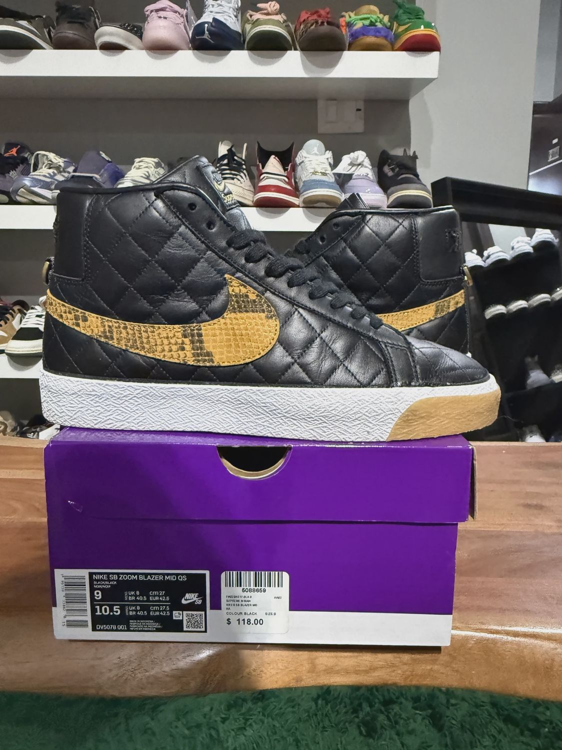 Nike SB Blazer Mid QS Supreme Black • Pre-Owned [8244]