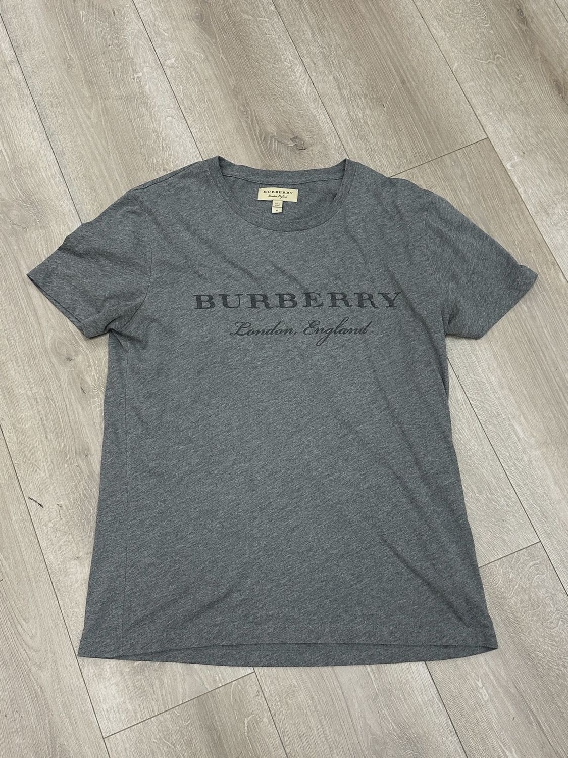 Burberry Logo Gray Tee • Pre-Owned [8293]