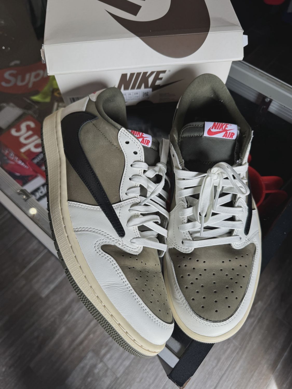 Air Jordan 1 Retro Low Original SP Travis Scott Medium Olive • Pre-Owned [3505], Product Condition: Pre-Owned, Shoe Size: US M 11