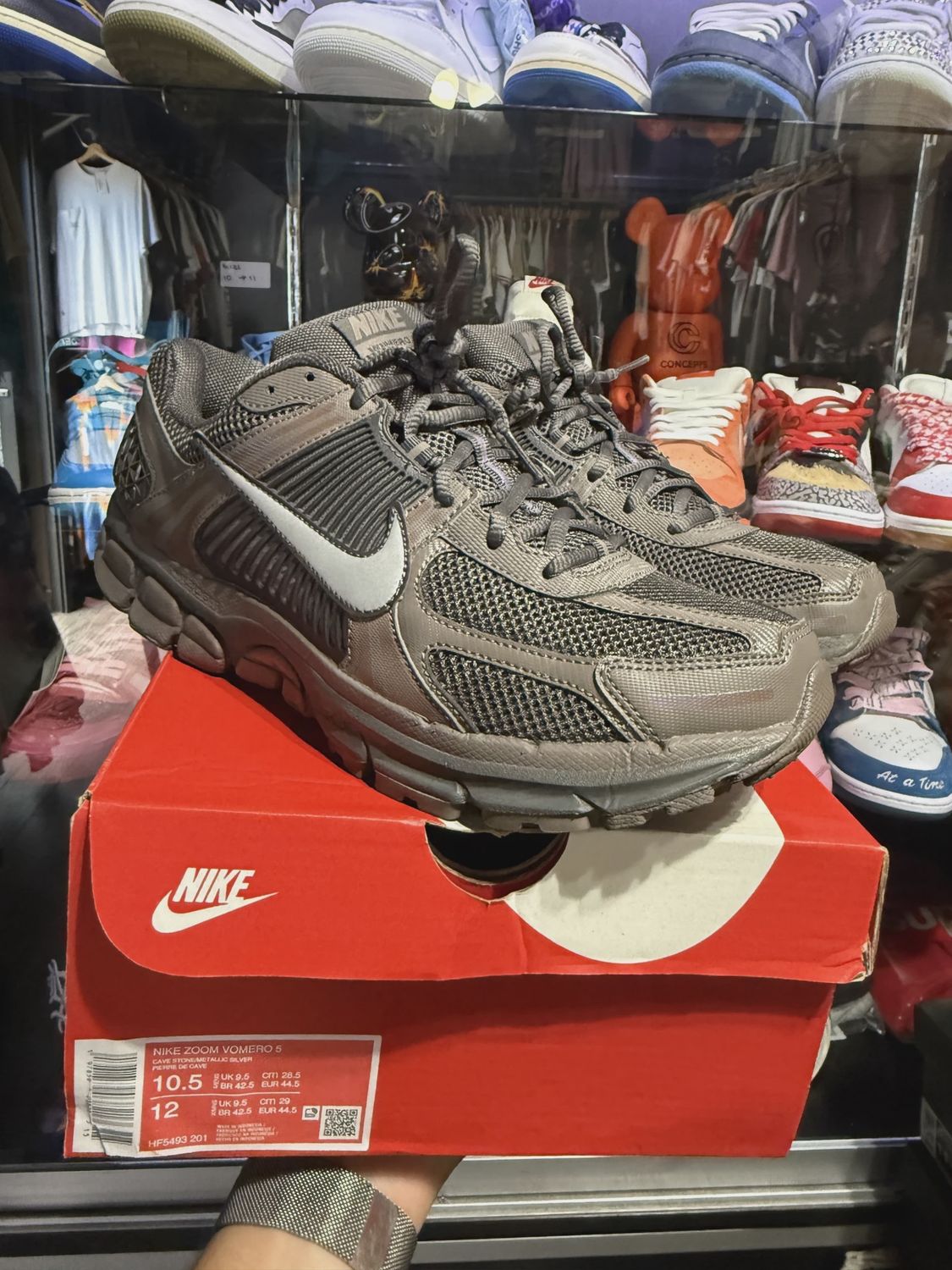 Nike Zoom Vomero 5 Cave Stone • Pre-Owned [2565], Product Condition: Pre-Owned, Shoe Size: US M 10.5