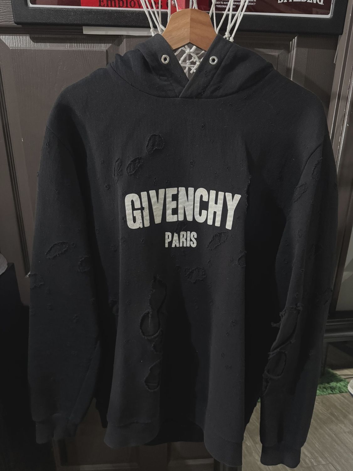 Givenchy Black Hoodie L • Pre-Owned [1399]