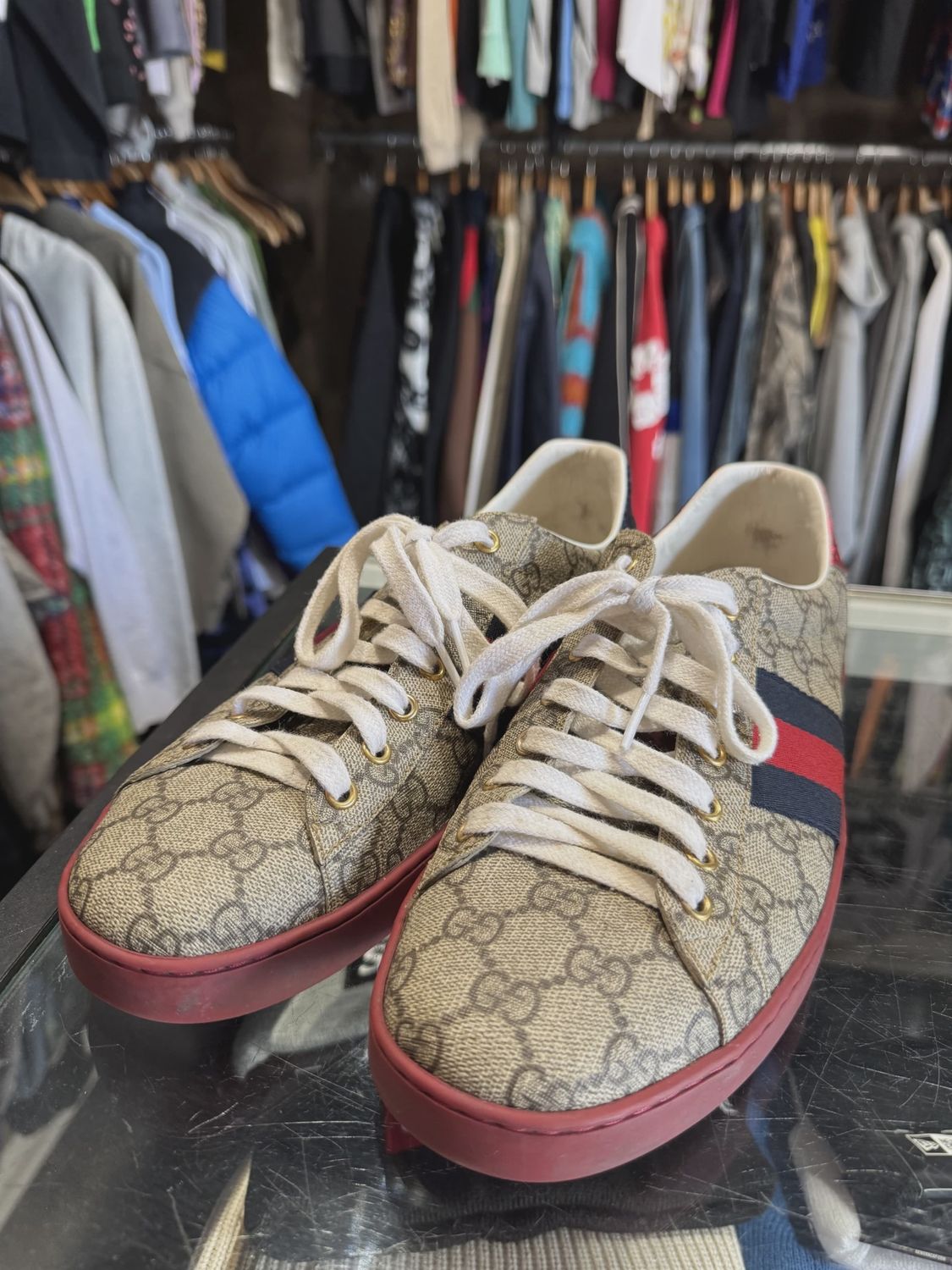 Gucci Ace GG Supreme Red No Box • Pre-Owned [7782]