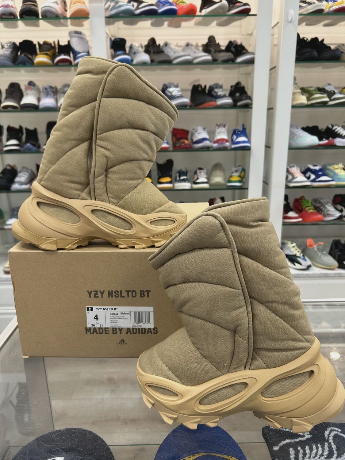 adidas Yeezy NSLTD Boot Khaki • Pre-Owned [6610]