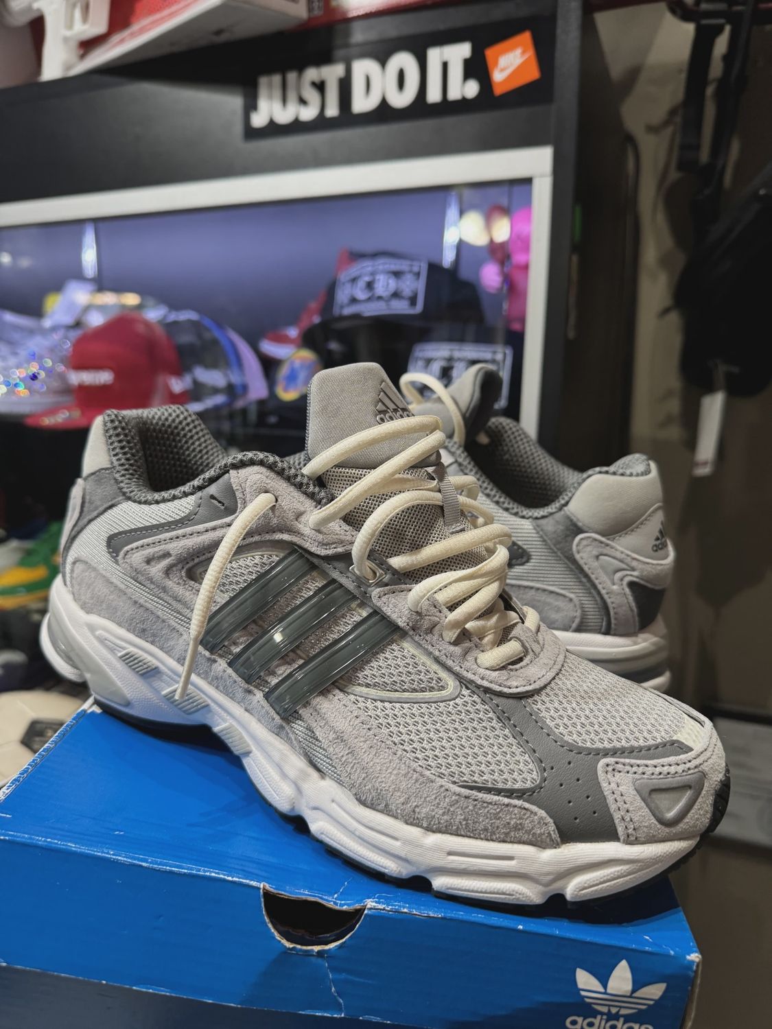 adidas Response CL Metal Grey • Pre-Owned [8465]