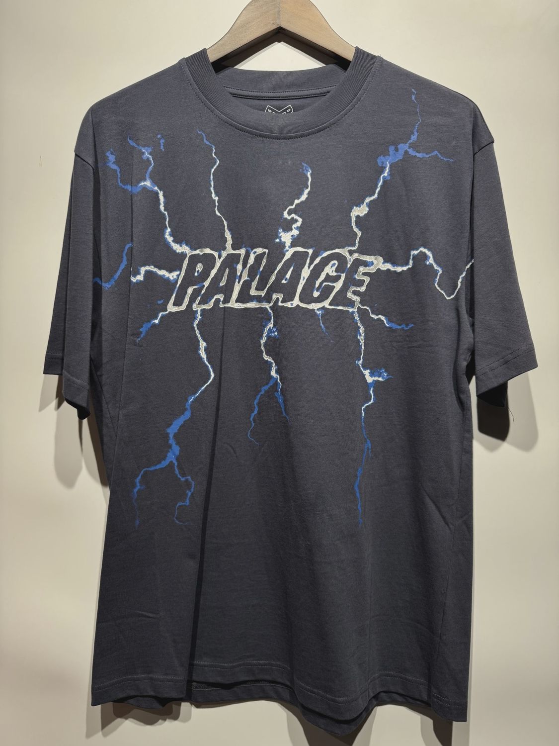 Palace Lighting Tee Blue size L • Pre-Owned [0421]
