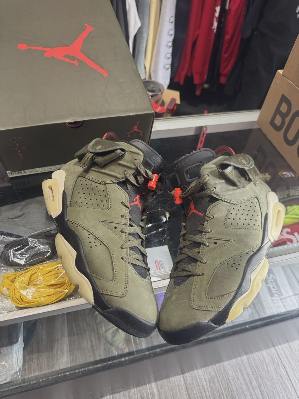 Air Jordan 6 Retro Travis Scott • Pre-Owned [7474]