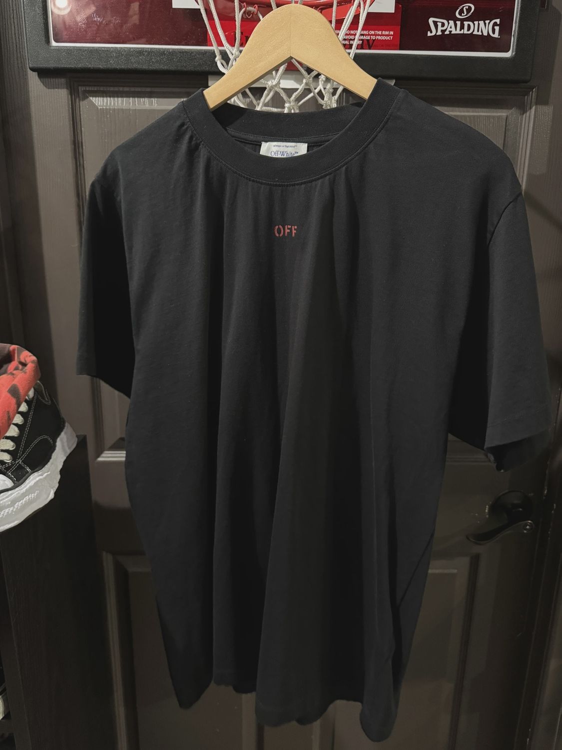 Off White Mini Chest Logo Black Tee size XL • Pre-Owned [9196]