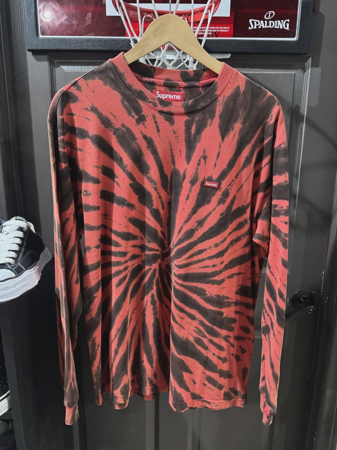 Supreme Red Tye Dye Long Sleeve size M • Pre-Owned [3393]