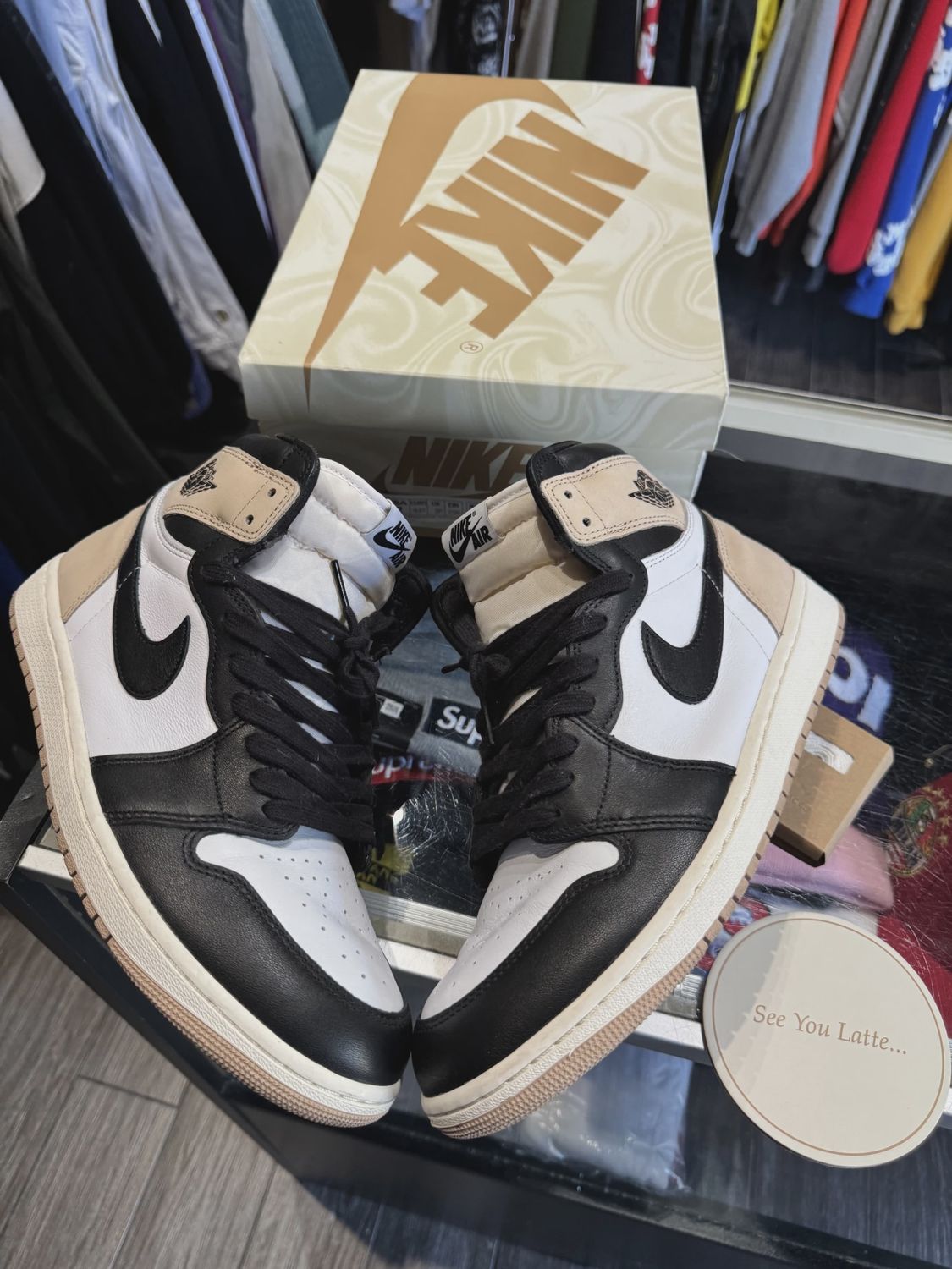 Air Jordan 1 Retro High Original Latte (Women's) • Pre-Owned [5362]
