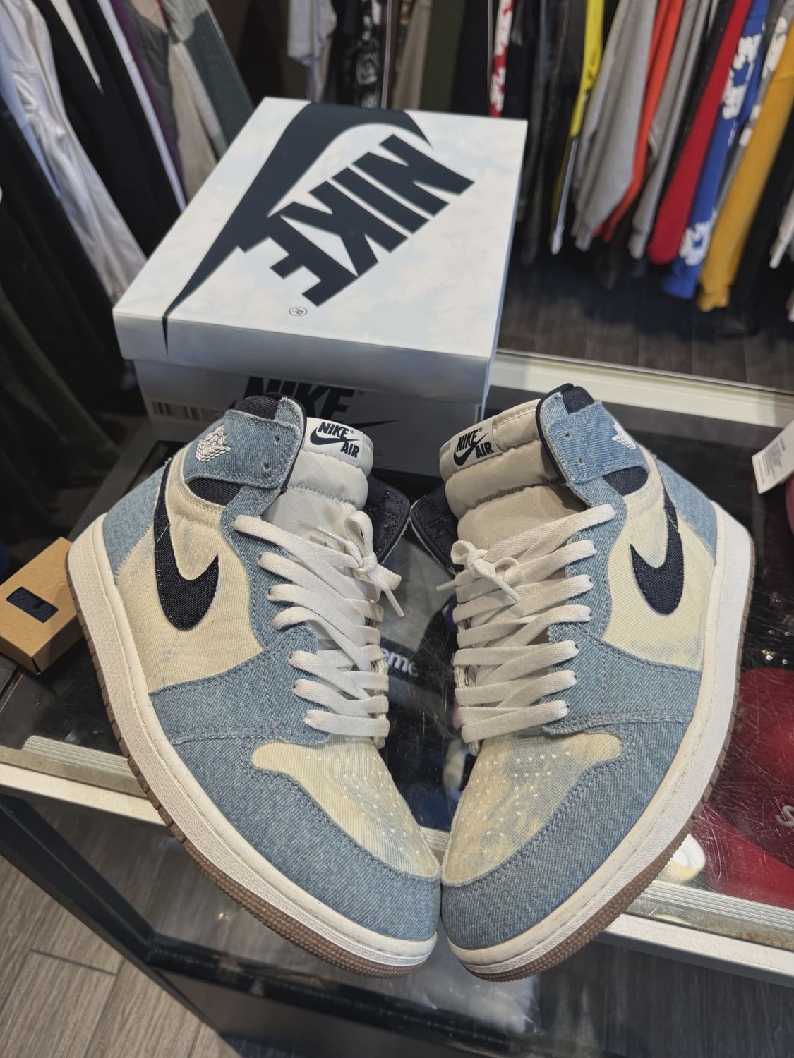 Air Jordan 1 Retro High Original Denim • Pre-Owned [9490]