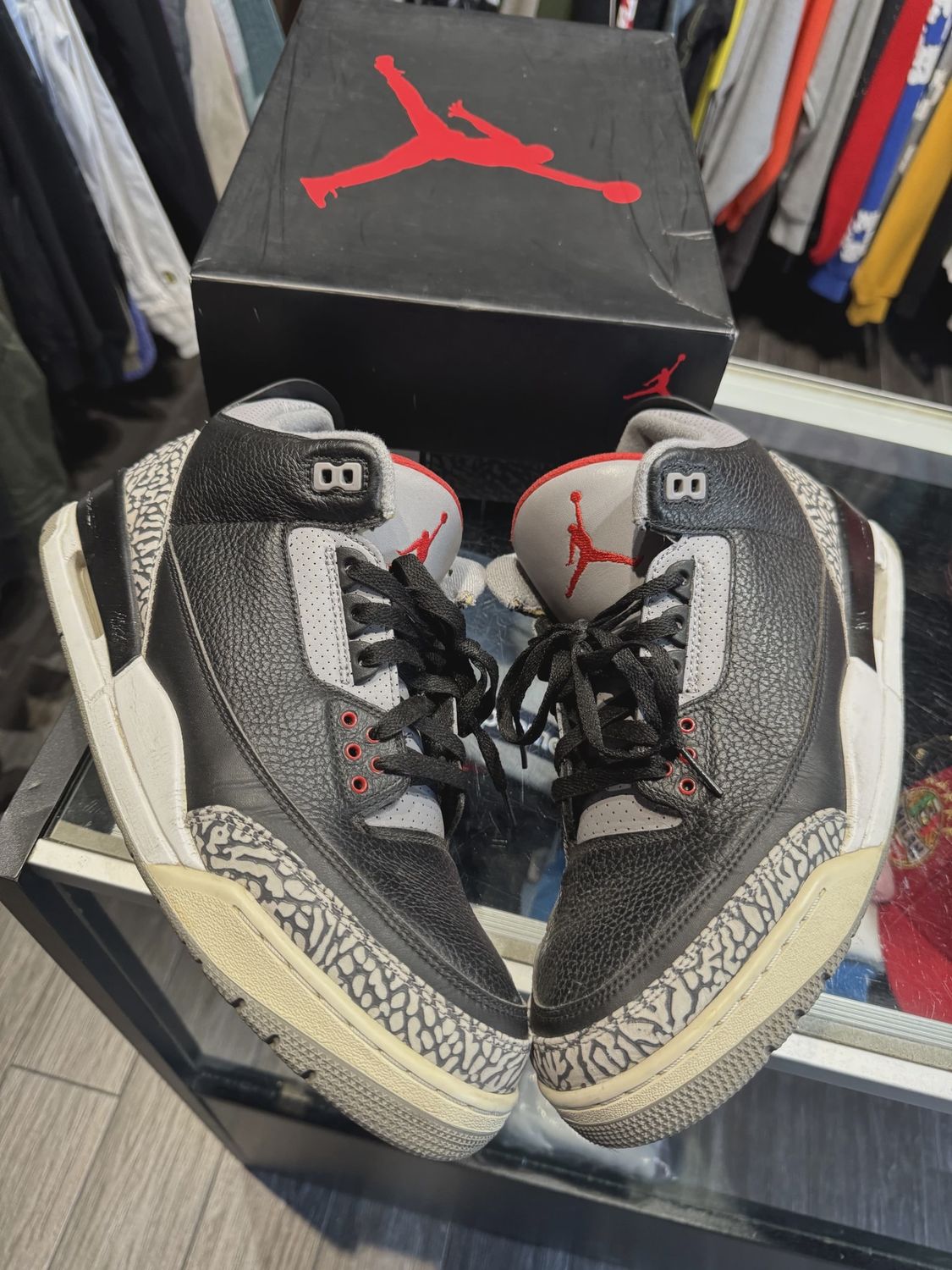 Air Jordan 3 Retro Black Cement (2018) • Pre-Owned [8598]