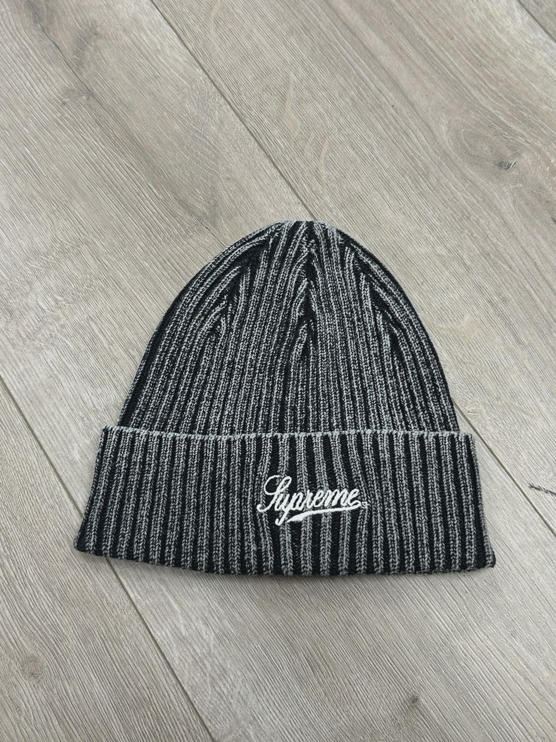 SS21 Supreme Bleached Rib Beanie Black • Pre-Owned [7882]