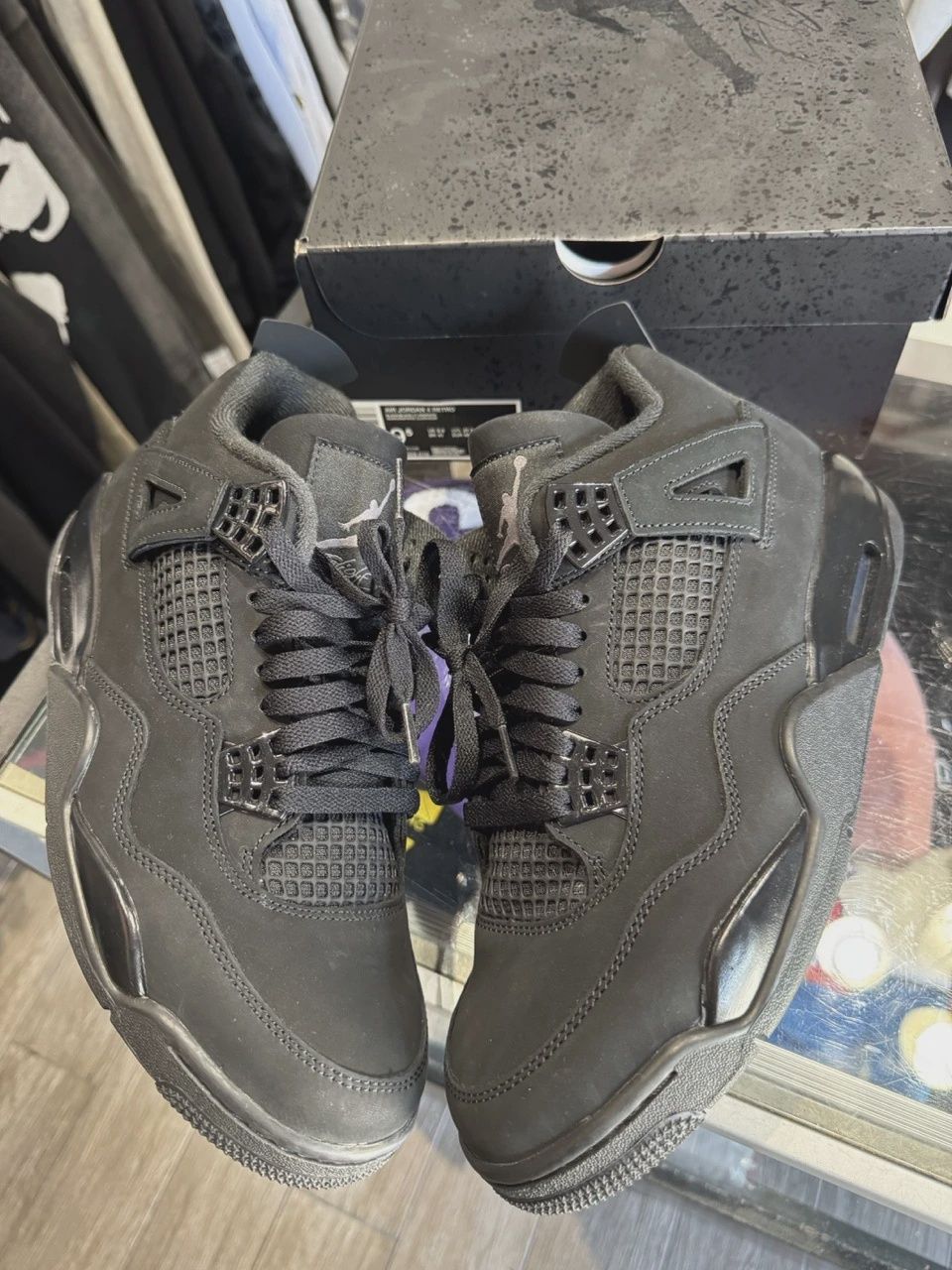 Air Jordan 4 Retro Black Cat (2025) • Pre-Owned [7658]