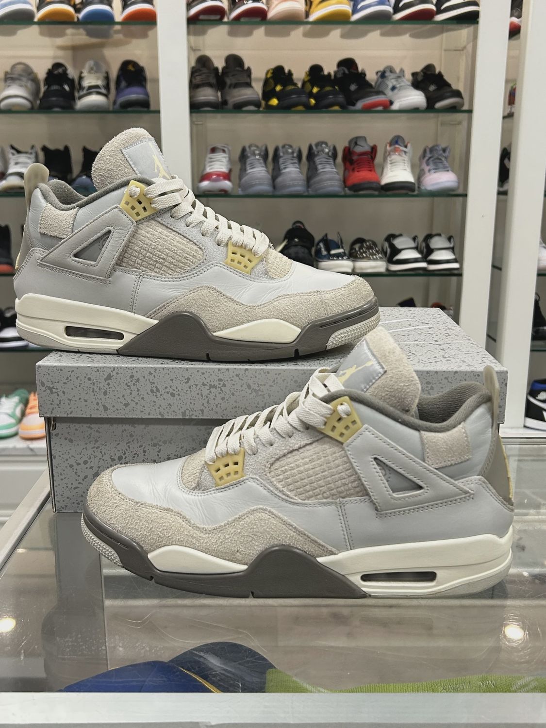 Air Jordan 4 Retro SE Craft Photon Dust • Pre-Owned [7150]