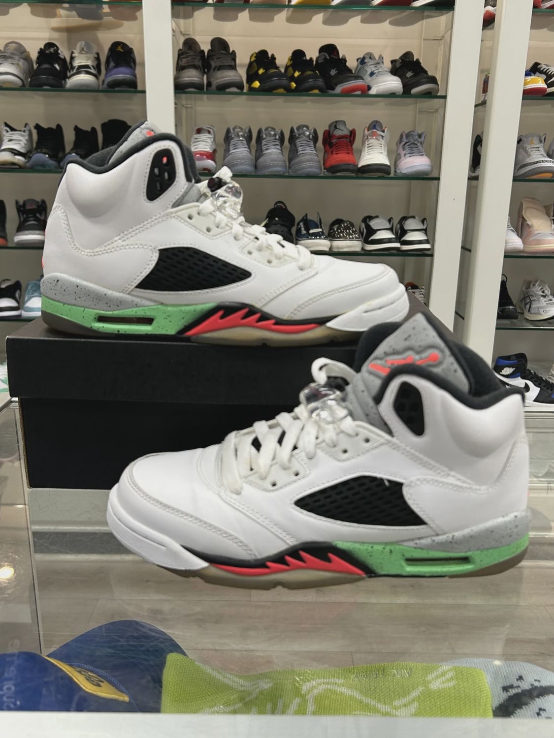 Air Jordan 5 Retro Poison Green (Grade School) • Pre-Owned [2834]