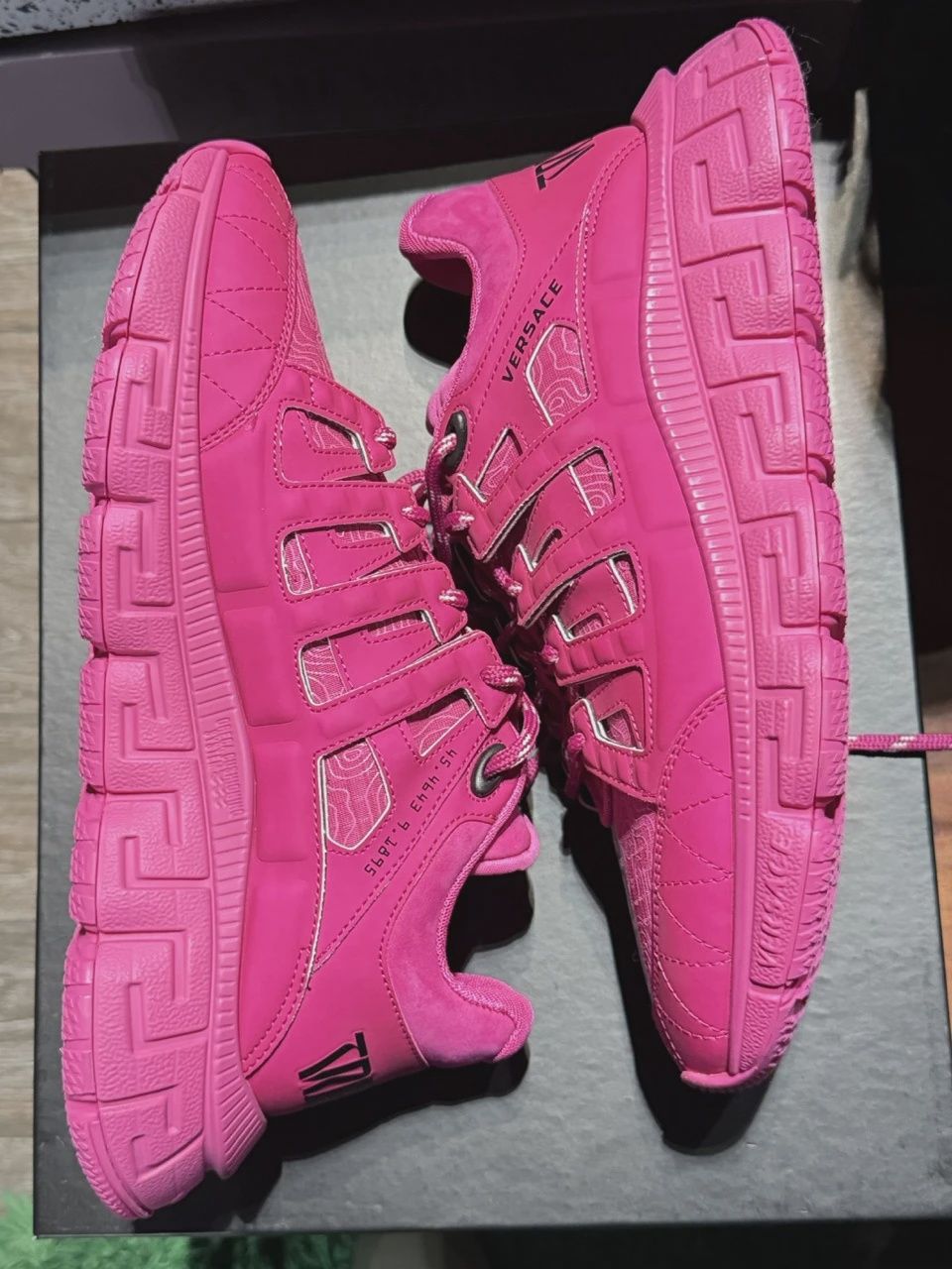 Versace Pink Shoe • Pre-Owned [9881]