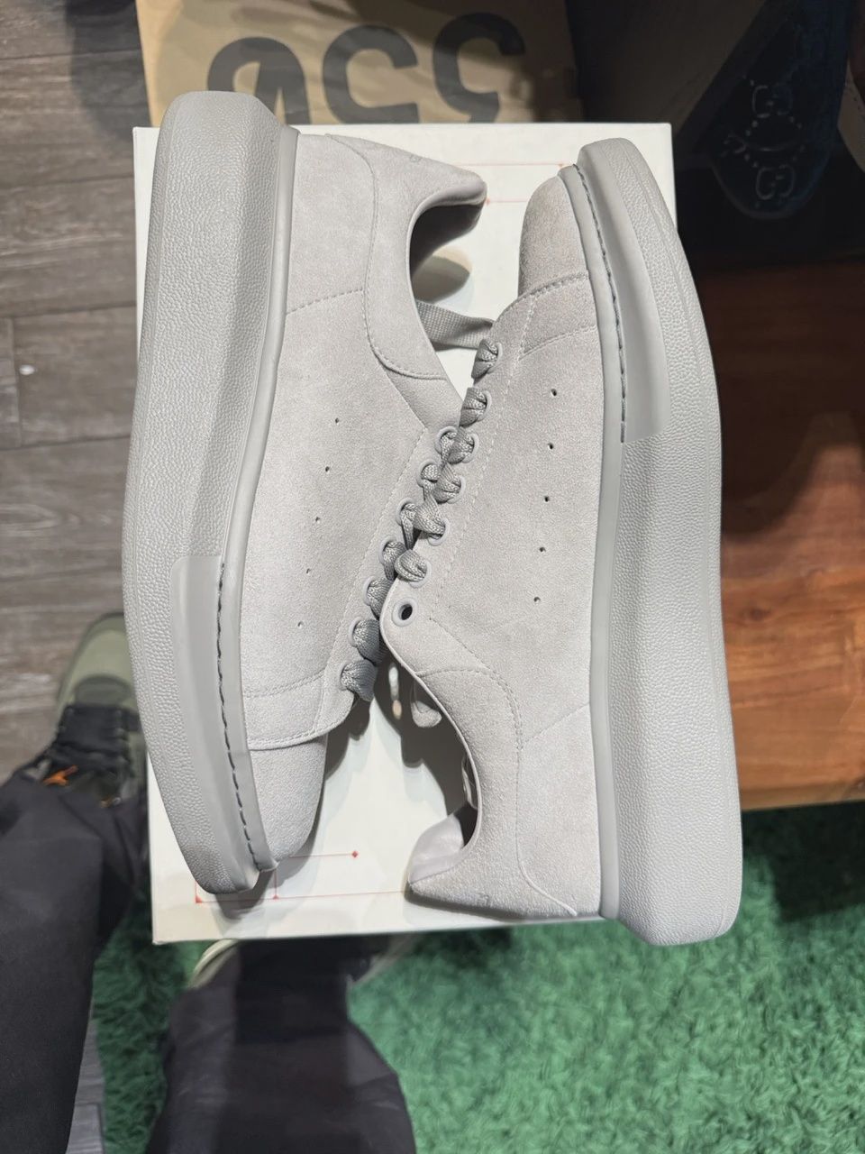 Alexander McQueen Oversized Suede Grey • Pre-Owned [6788]