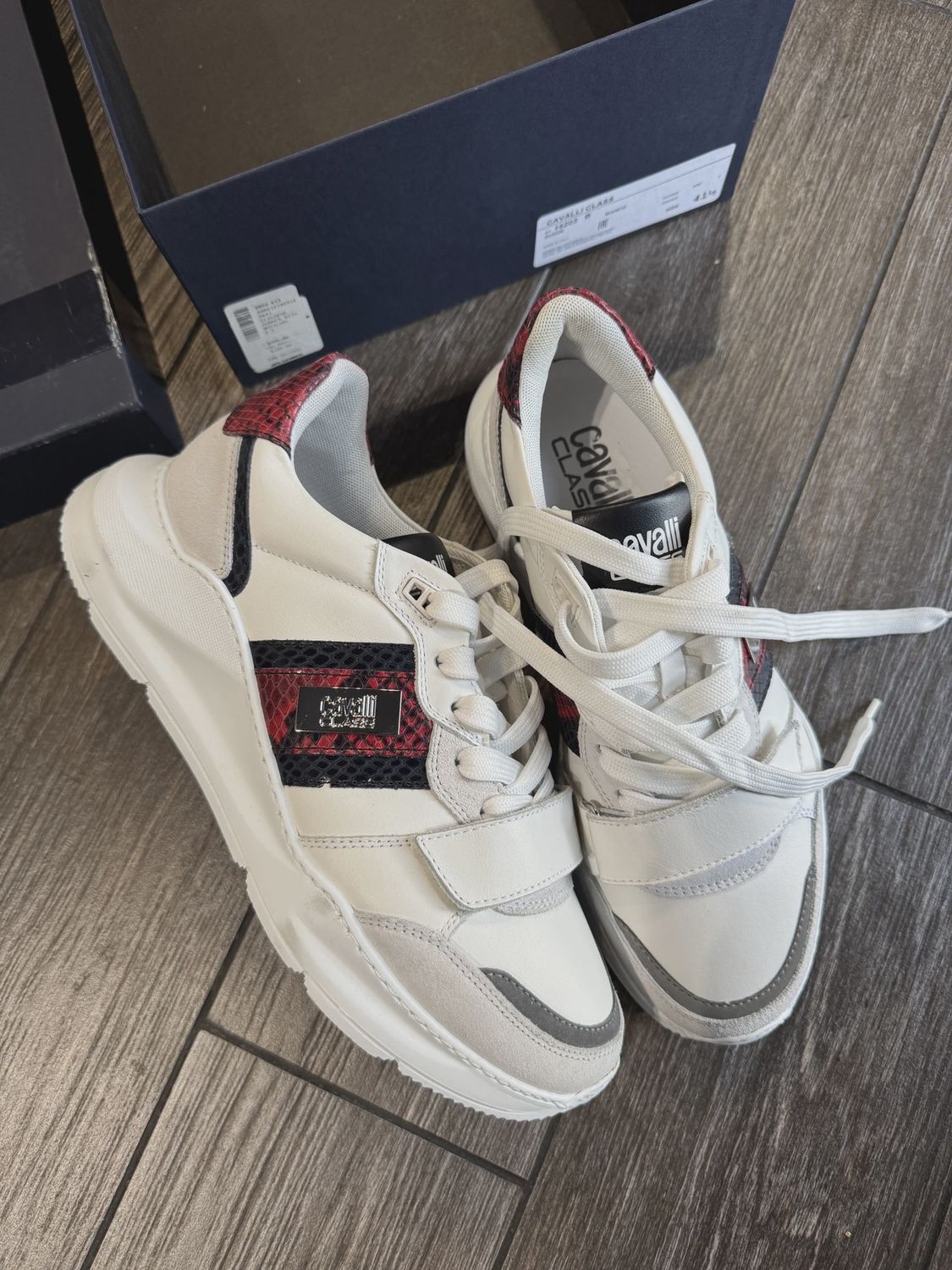 Robert Cavelli Sneaker 41.5 • Pre-Owned [8994]