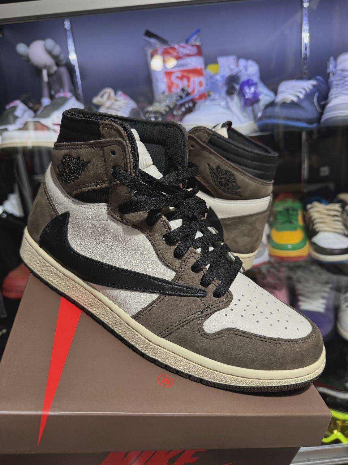 Air Jordan 1 Retro High Original SP Travis Scott Mocha • Pre-Owned [7559]