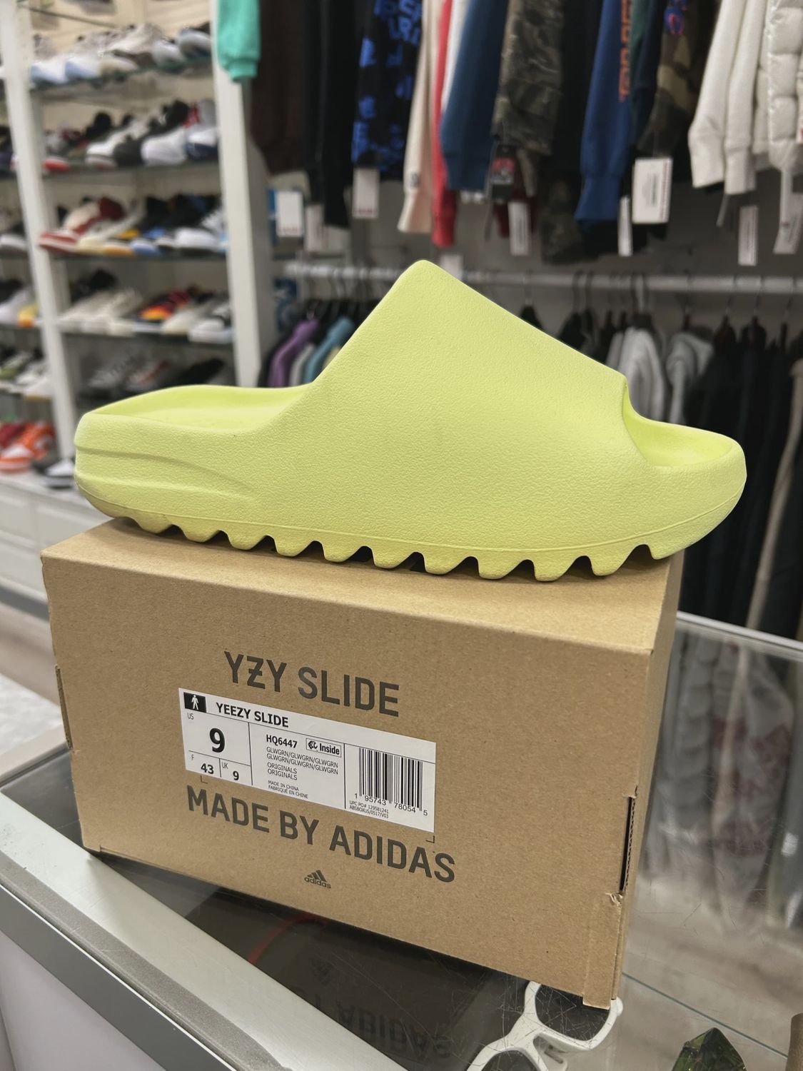 adidas Yeezy Slide Glow Green (2022/2023 Restock) • Pre-Owned [9056]