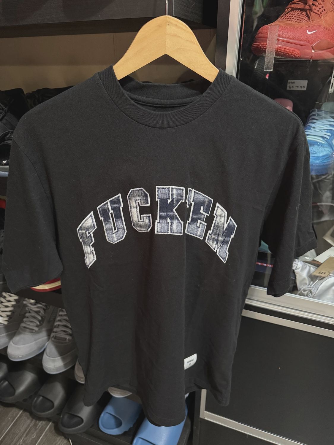 Supreme Fuck Em Tee size M • Brand New [7879]