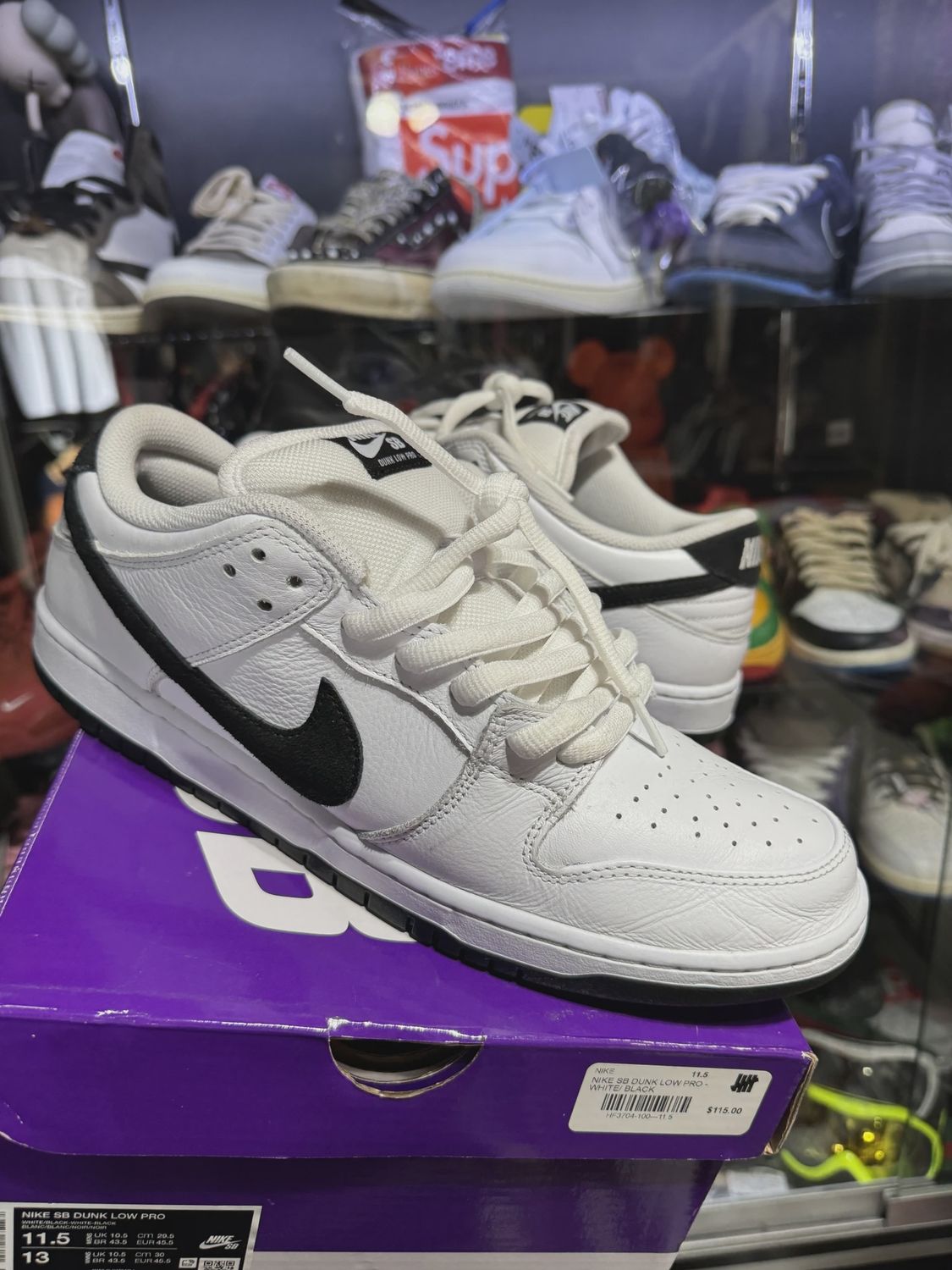 Nike SB Dunk Low White Black • Pre-Owned [1827]