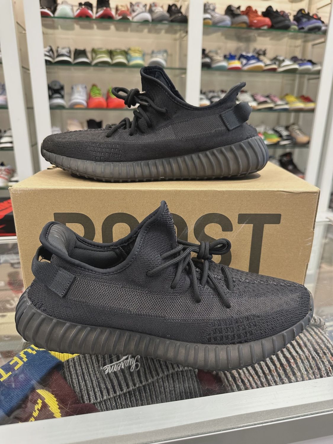 adidas Yeezy Boost 350 V2 Onyx • Pre-Owned [7496]