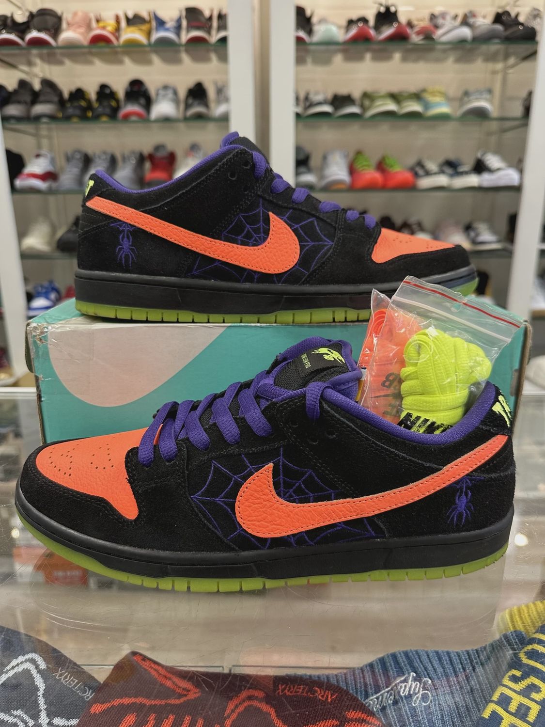 Nike SB Dunk Low Night of Mischief Halloween • Pre-Owned [1556]
